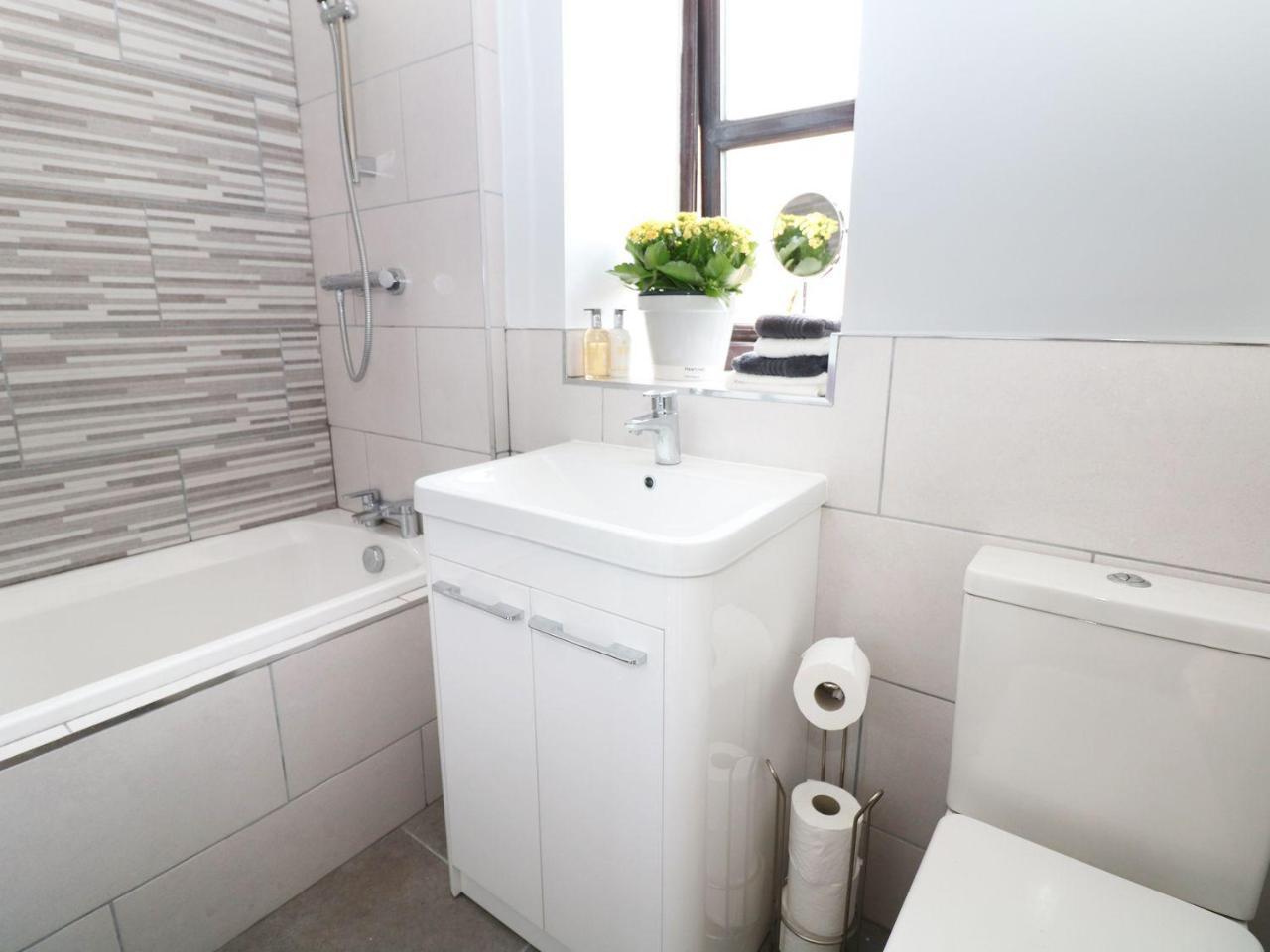 Dove Cottage Clowne Kültér fotó